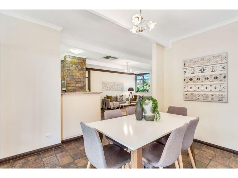 9 Hobart  Crescent, Banksia Park SA 5091