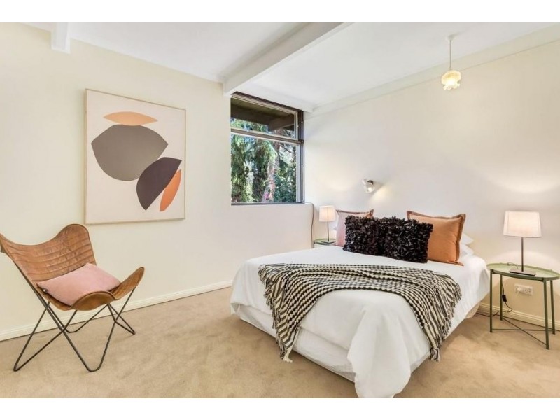 9 Hobart  Crescent, Banksia Park SA 5091