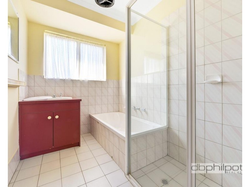 2/9 Larkins Road, Salisbury Downs SA 5108