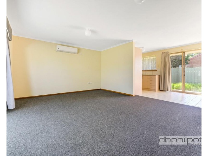 2/9 Larkins Road, Salisbury Downs SA 5108