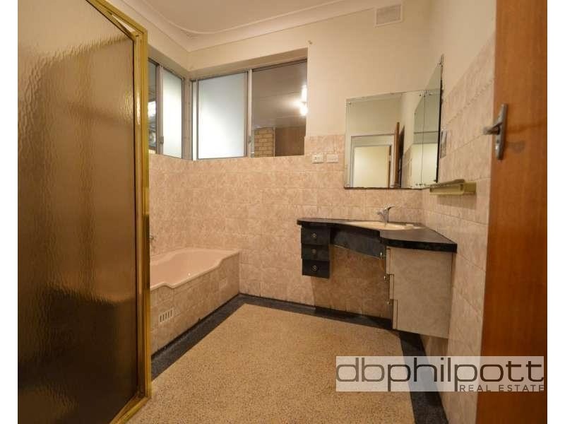 14 Fairlie Street, Ottoway SA 5013