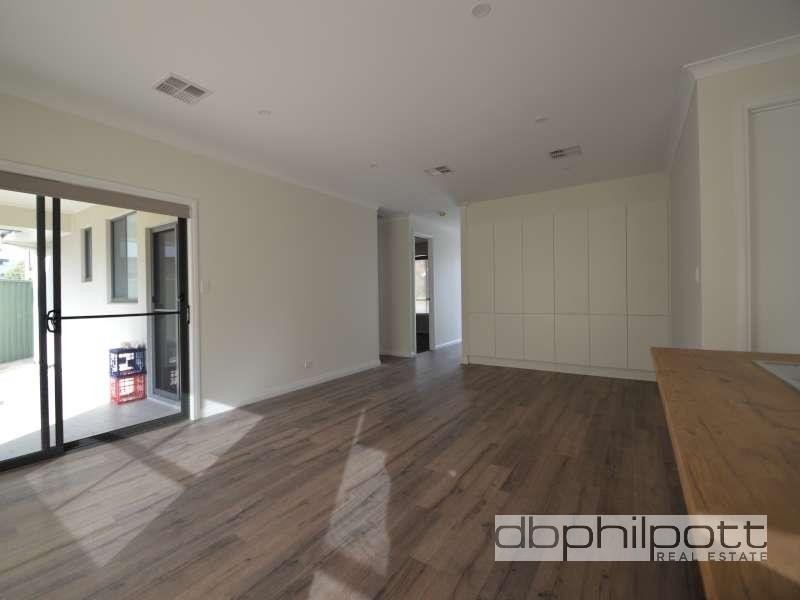 1a  Glenside  Street, Surrey Downs SA 5126