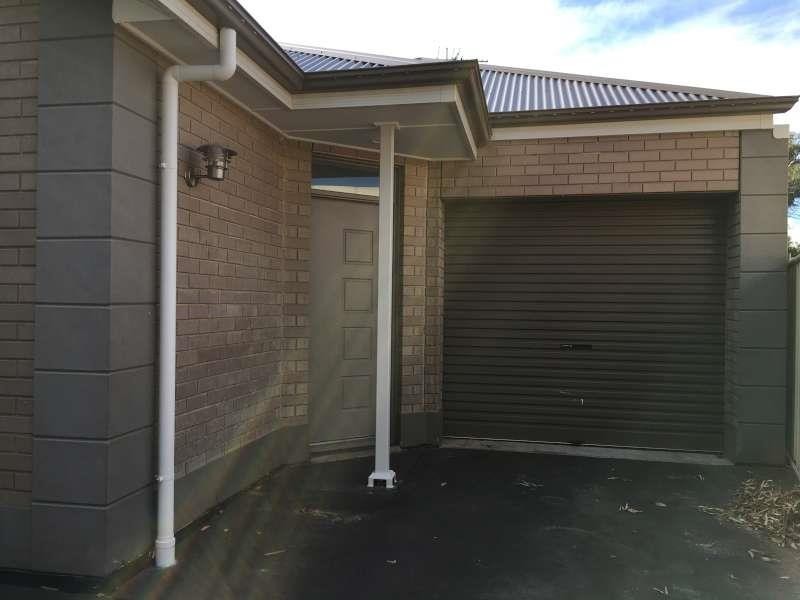 5C Cowra  Crescent, Park Holme SA 5043