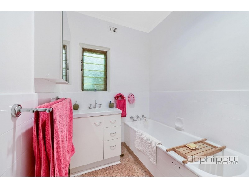 220 Hampstead  Road, Clearview SA 5085