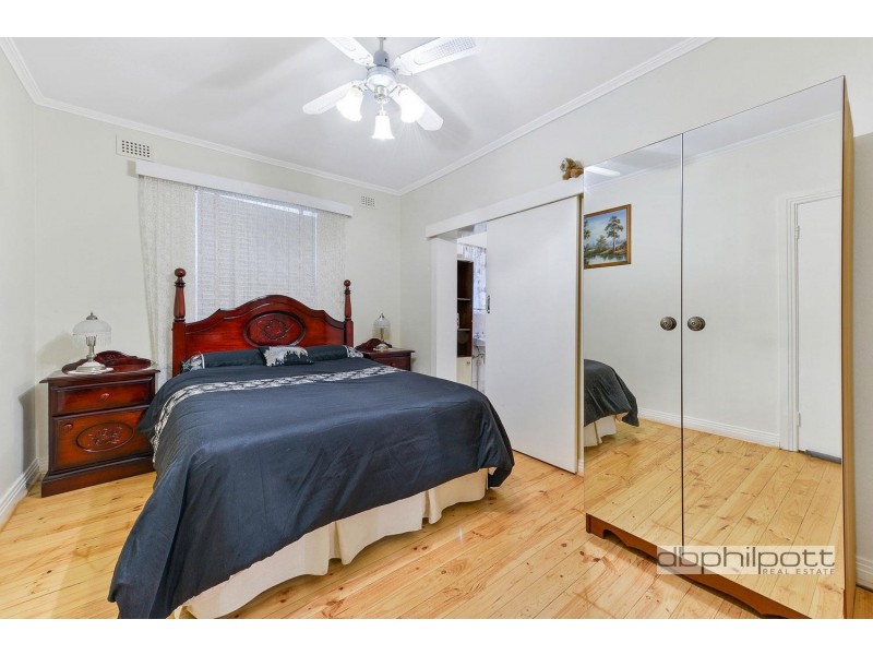 220 Hampstead  Road, Clearview SA 5085