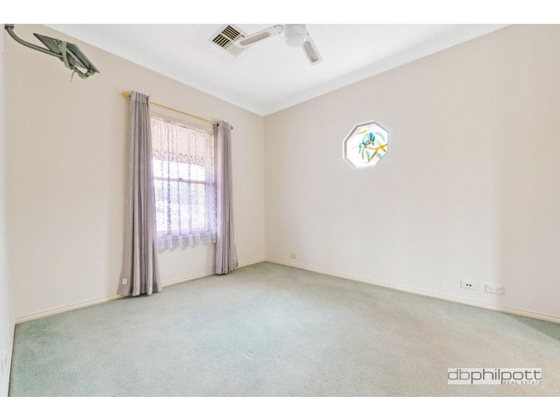 6 Avocet Drive, Mawson Lakes SA 5095