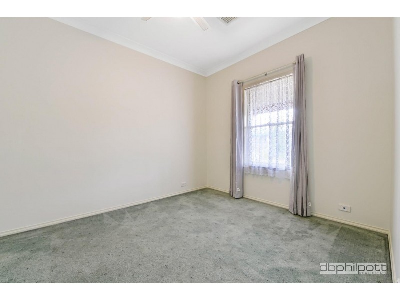 6 Avocet Drive, Mawson Lakes SA 5095