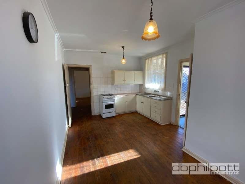 5 Small Crescent, Smithfield Plains SA 5114