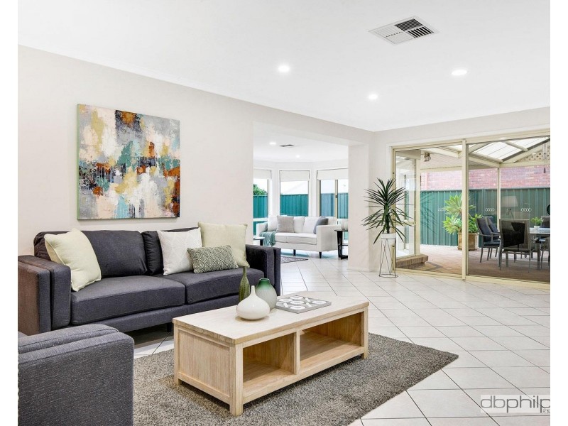 14 Trinity Way, Oakden SA 5086