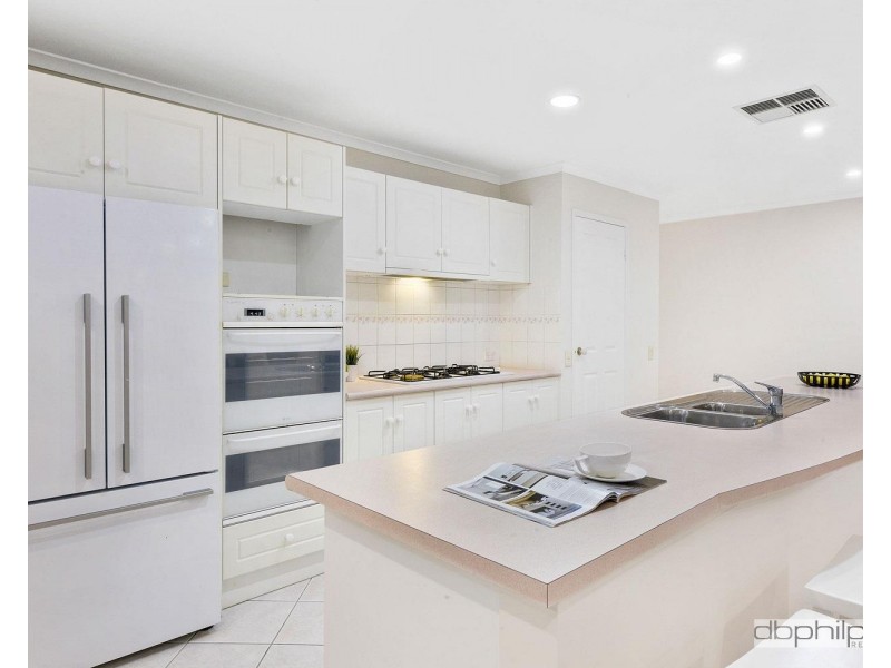 14 Trinity Way, Oakden SA 5086