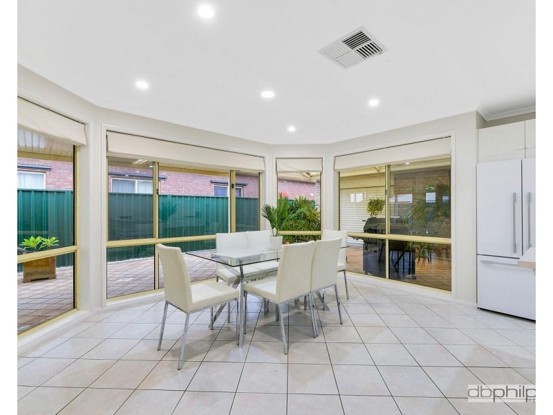 14 Trinity Way, Oakden SA 5086