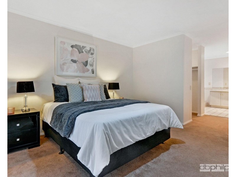 14 Trinity Way, Oakden SA 5086