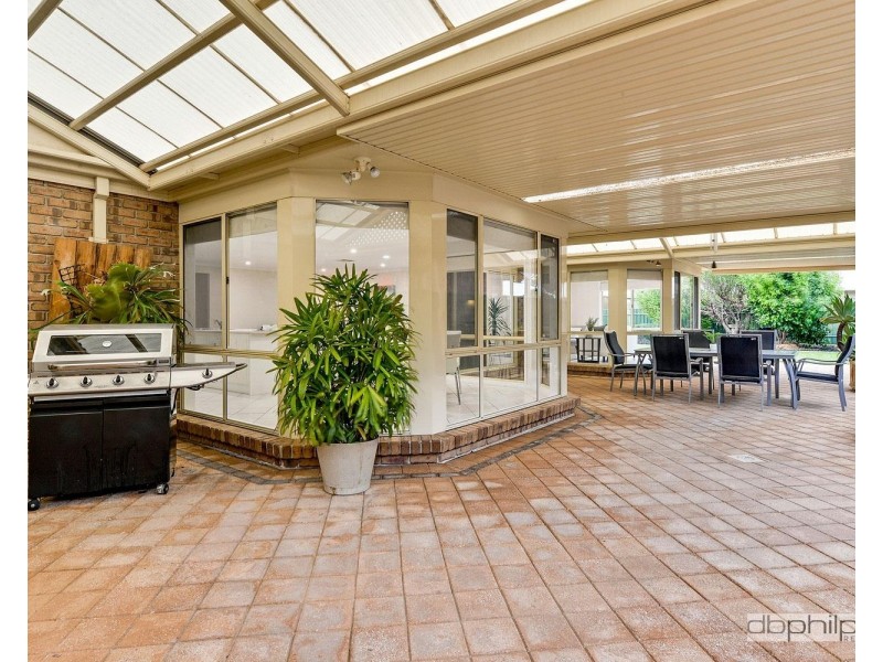 14 Trinity Way, Oakden SA 5086