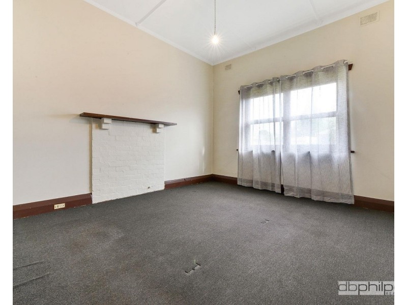 2 Downer Street, Kilkenny SA 5009