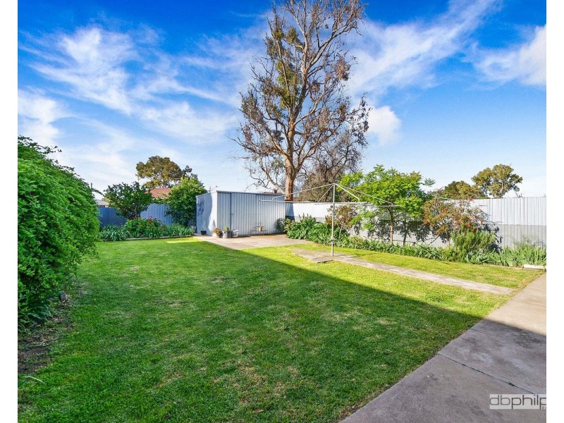 2 Cromwell Road, Kilburn SA 5084