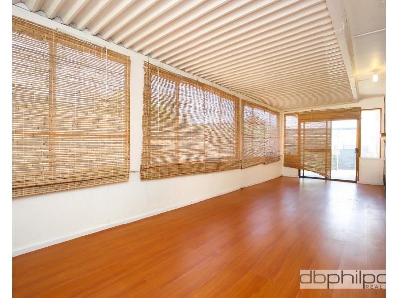 8 Carinya Crescent, Rostrevor SA 5073