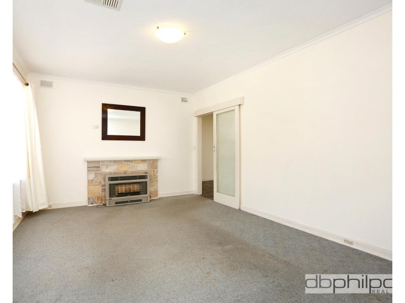 8 Carinya Crescent, Rostrevor SA 5073