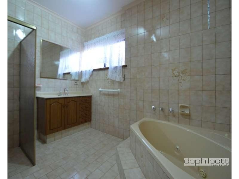 25 Blyth Avenue, Parafield Gardens SA 5107