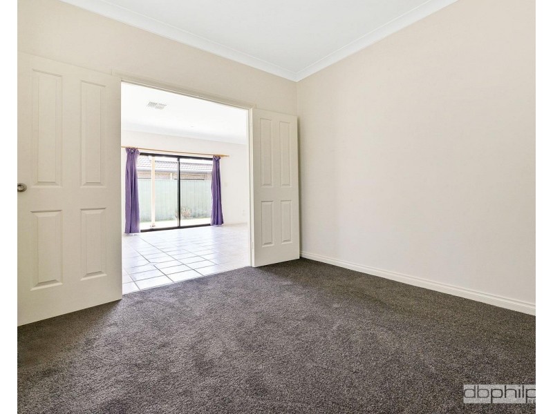 6 Mallard Crescent, Mawson Lakes SA 5095