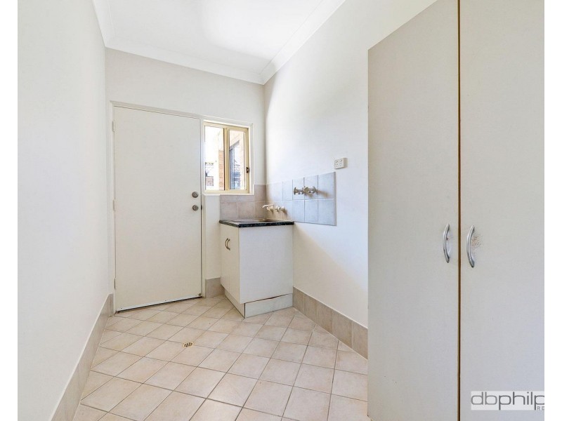 6 Mallard Crescent, Mawson Lakes SA 5095