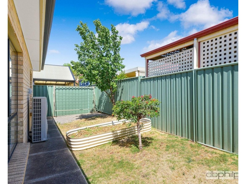 6 Mallard Crescent, Mawson Lakes SA 5095
