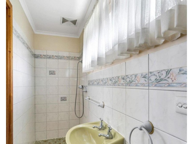 10 Yandra Street, Vale Park SA 5081