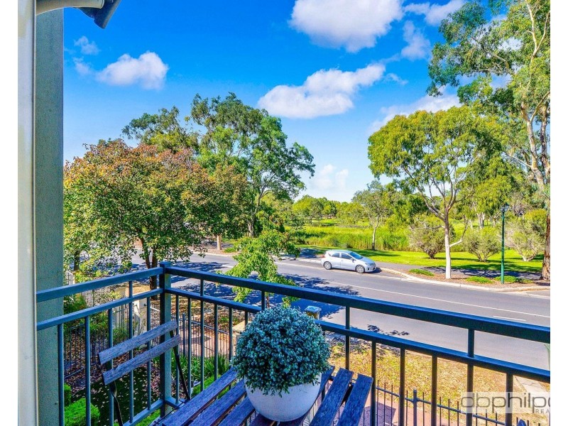 40 Sir Ross Smith Boulevarde, Oakden SA 5086
