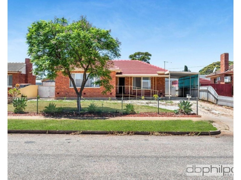 18 Crisp Road, Elizabeth Downs SA 5113