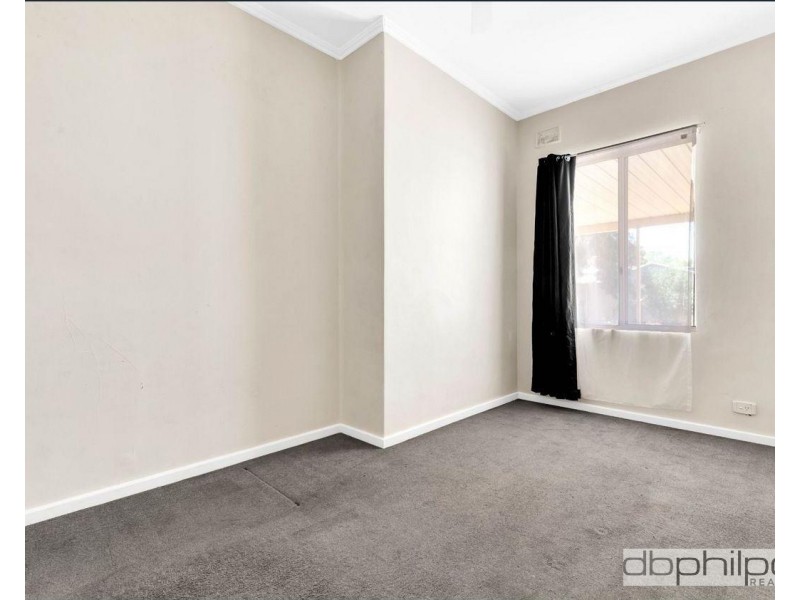 18 Crisp Road, Elizabeth Downs SA 5113