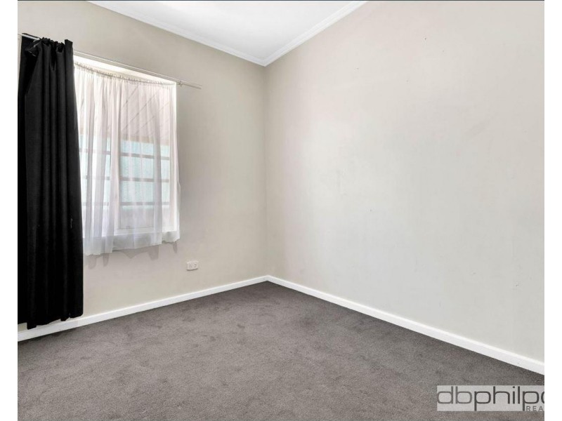 18 Crisp Road, Elizabeth Downs SA 5113