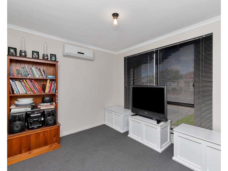 63 Riesling Crescent, Andrews Farm SA 5114