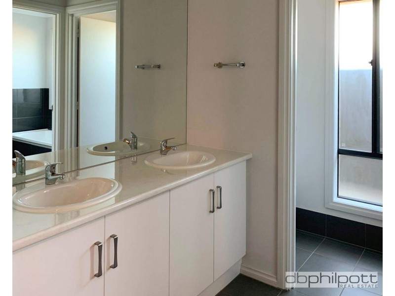 6 Angophora Place, Blakeview SA 5114