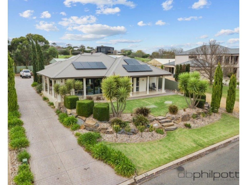 20 Queen Louisa Drive, Long Flat SA 5253