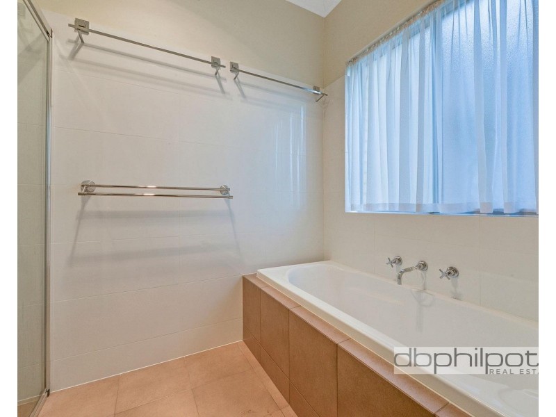 2 John  Street, Hillcrest SA 5086
