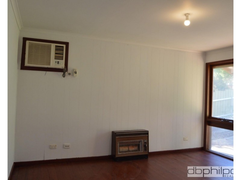 16 Buenavista Crescent, Hackham West SA 5163