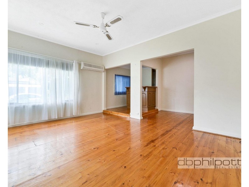 10 Harvey Avenue, Gilles Plains SA 5086