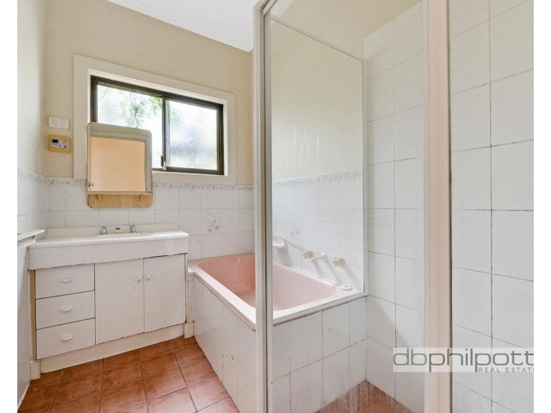 10 Harvey Avenue, Gilles Plains SA 5086