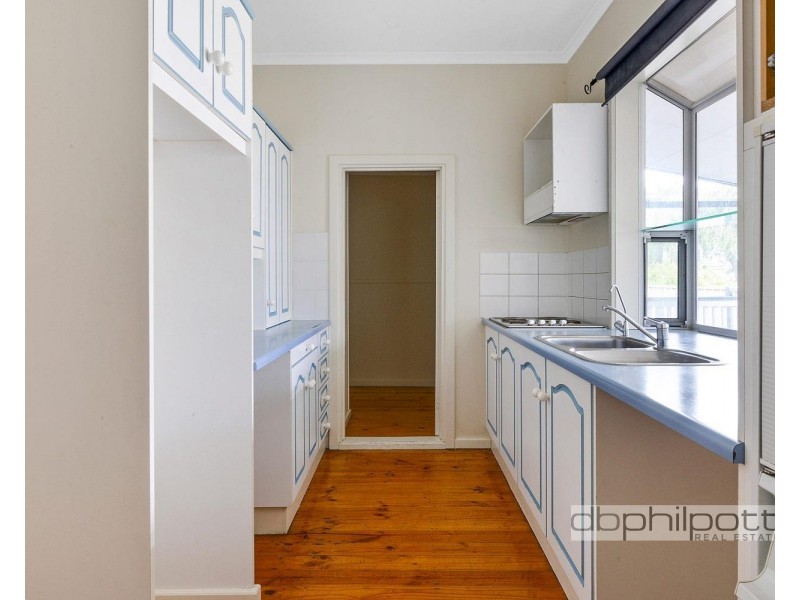 10 Harvey Avenue, Gilles Plains SA 5086