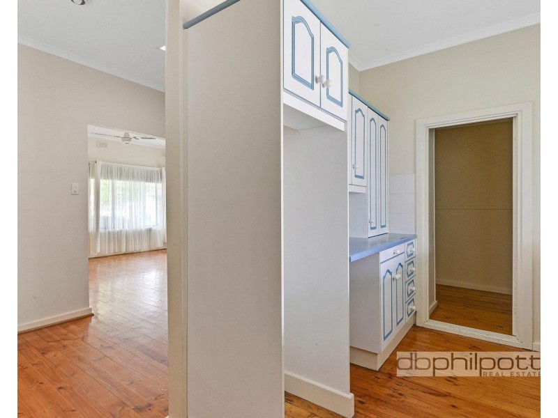 10 Harvey Avenue, Gilles Plains SA 5086