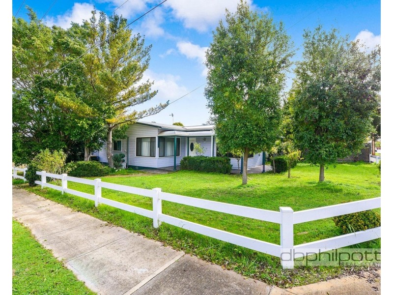 10 Harvey Avenue, Gilles Plains SA 5086