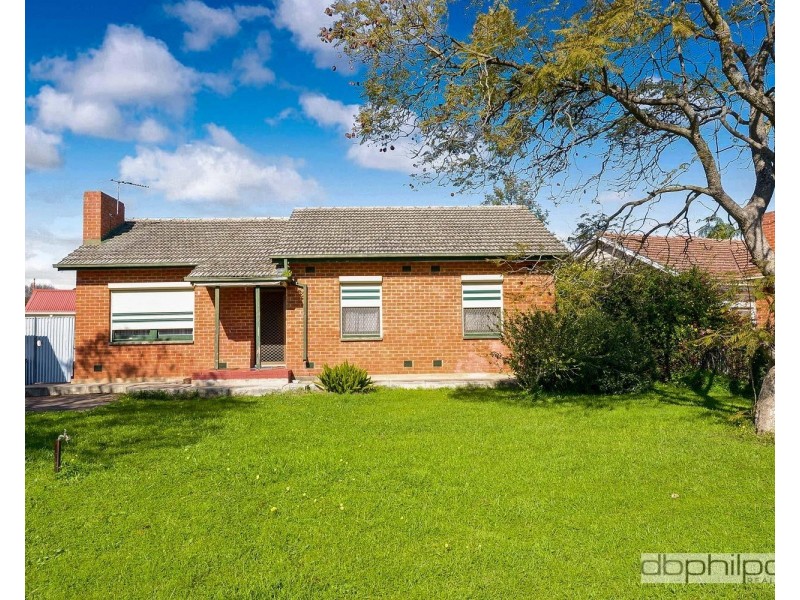 17 Longleat Road, Elizabeth Vale SA 5112
