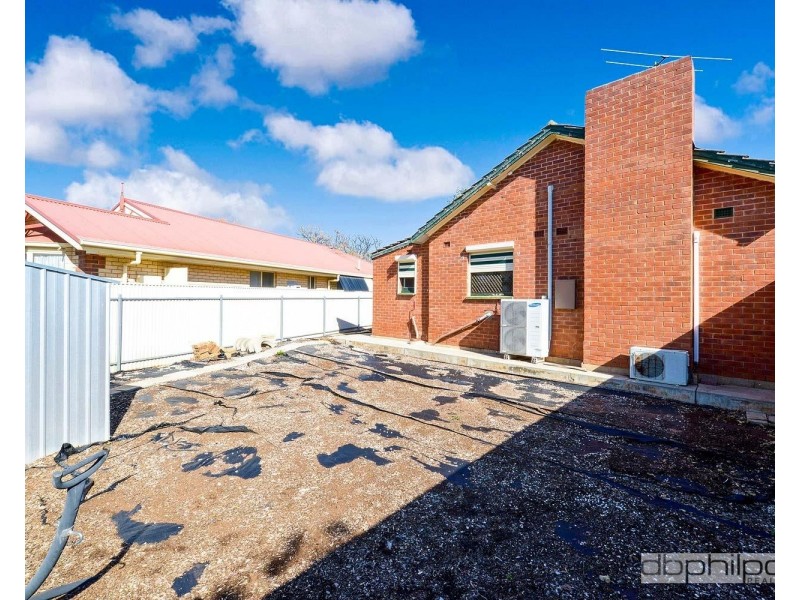 17 Longleat Road, Elizabeth Vale SA 5112