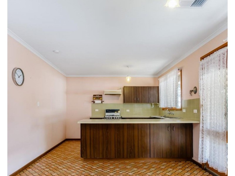 6 Hilliard Place, Para Vista SA 5093