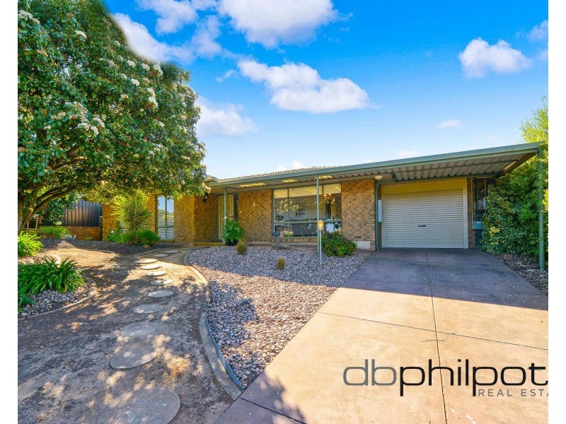 5 Doulton Crescent, Modbury Heights SA 5092