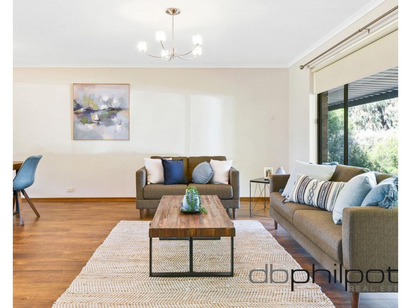 5 Doulton Crescent, Modbury Heights SA 5092