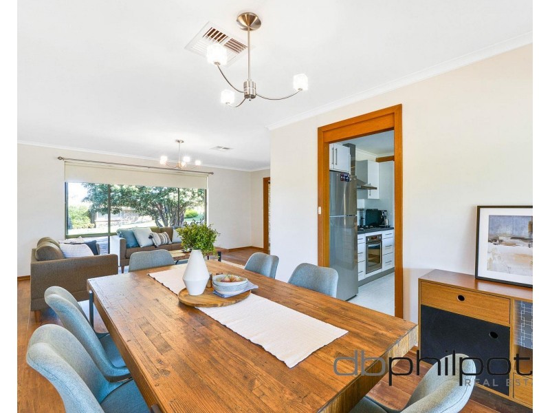 5 Doulton Crescent, Modbury Heights SA 5092