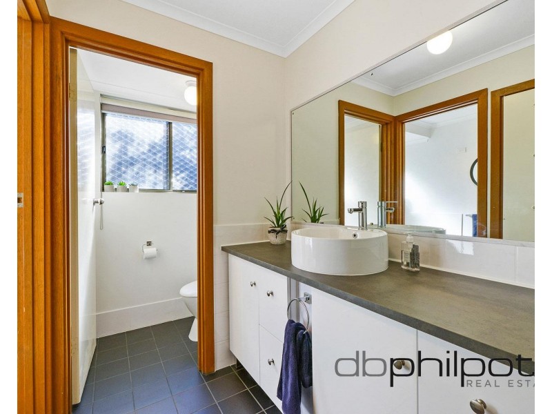 5 Doulton Crescent, Modbury Heights SA 5092