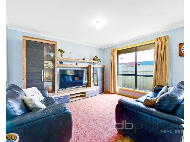 14 Pyrus Crescent, Andrews Farm SA 5114