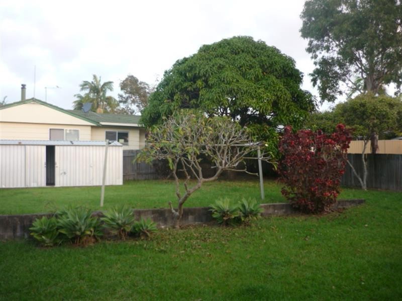 8 Maple Rd, Sandy Beach NSW 2456