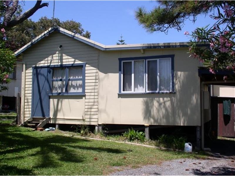 21 Ocean St, Woolgoolga NSW 2456